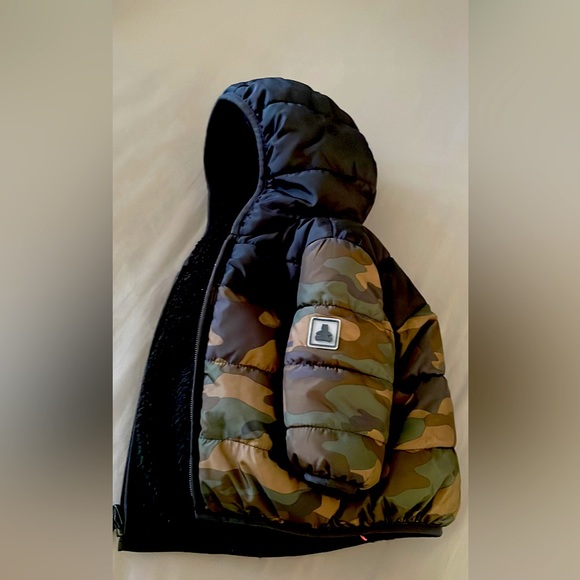 Gap baby puffer - Picture 2 of 4